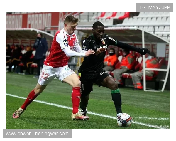 朗斯2-0梅斯，主场强势巩固欧战席位